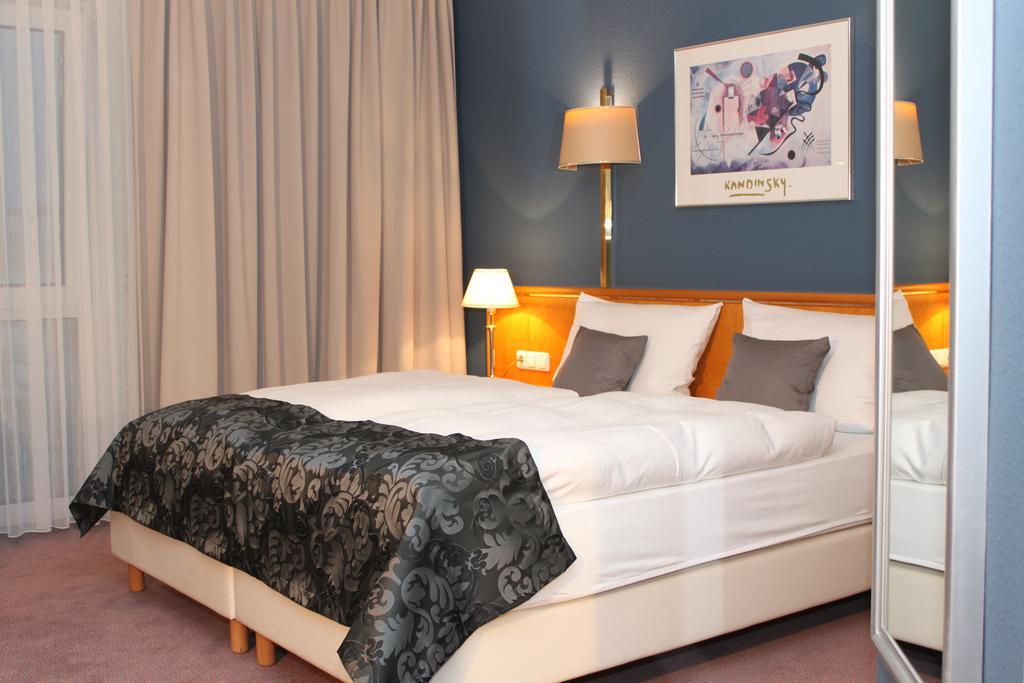 Grunau Hotel Bayreuth Buitenkant foto